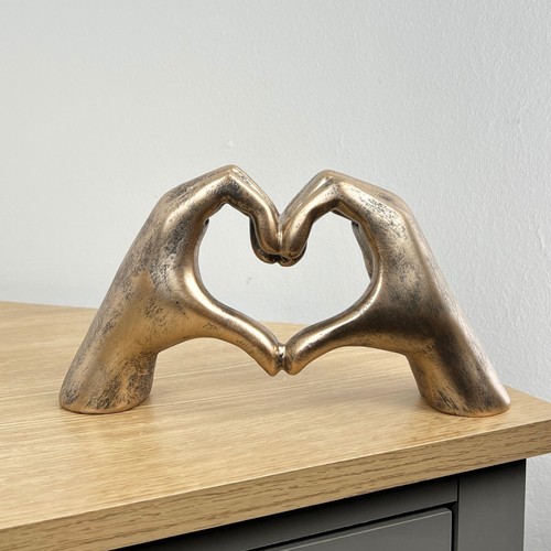 Modern living room ornaments - modern,