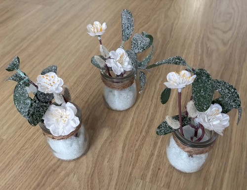 Artificial white flower - 3, x